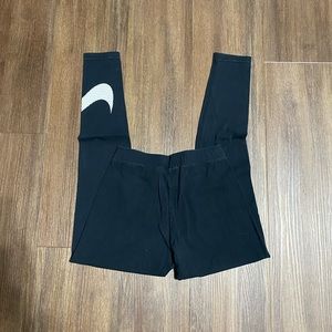 Nike swoosh work out leggings
